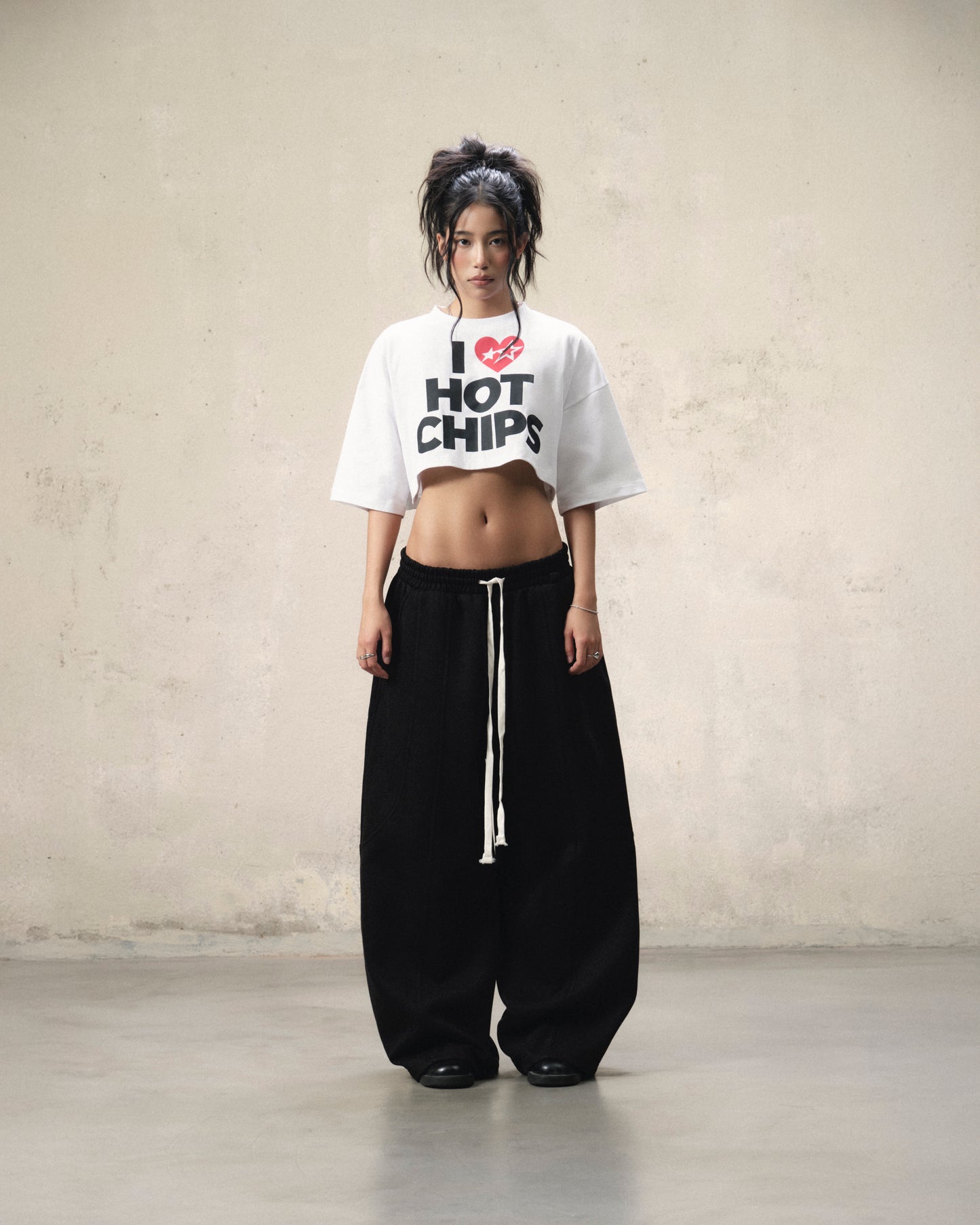 TCG3 - FNOS HOT CHIPS CROPTOP - WHITE
