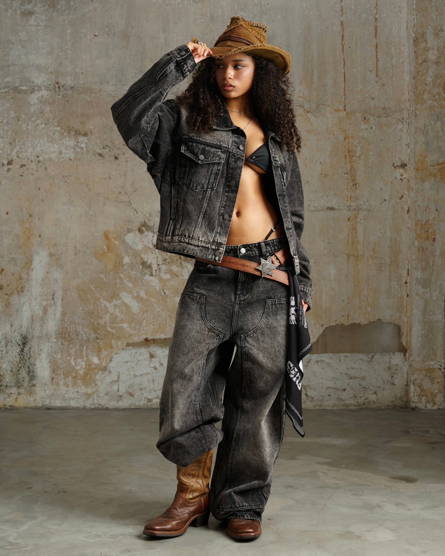 ERG20 -"FNOS" JEANS WASH - BLACK