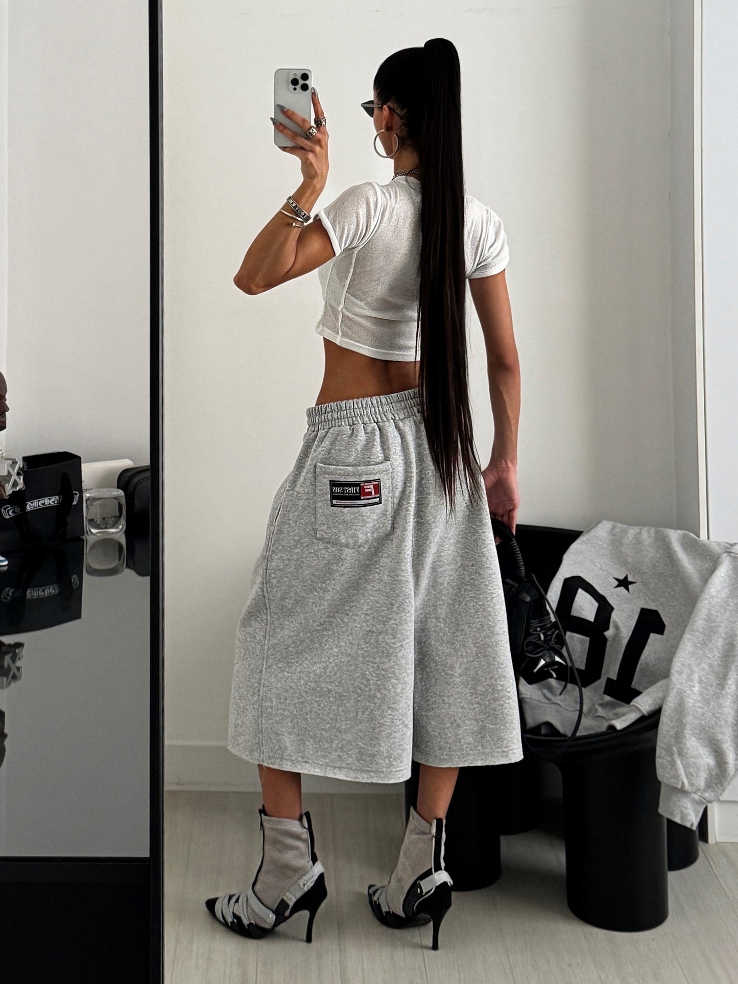 SJB1 - "EXTRAORDINARY" SWEAT JORTS - GREY