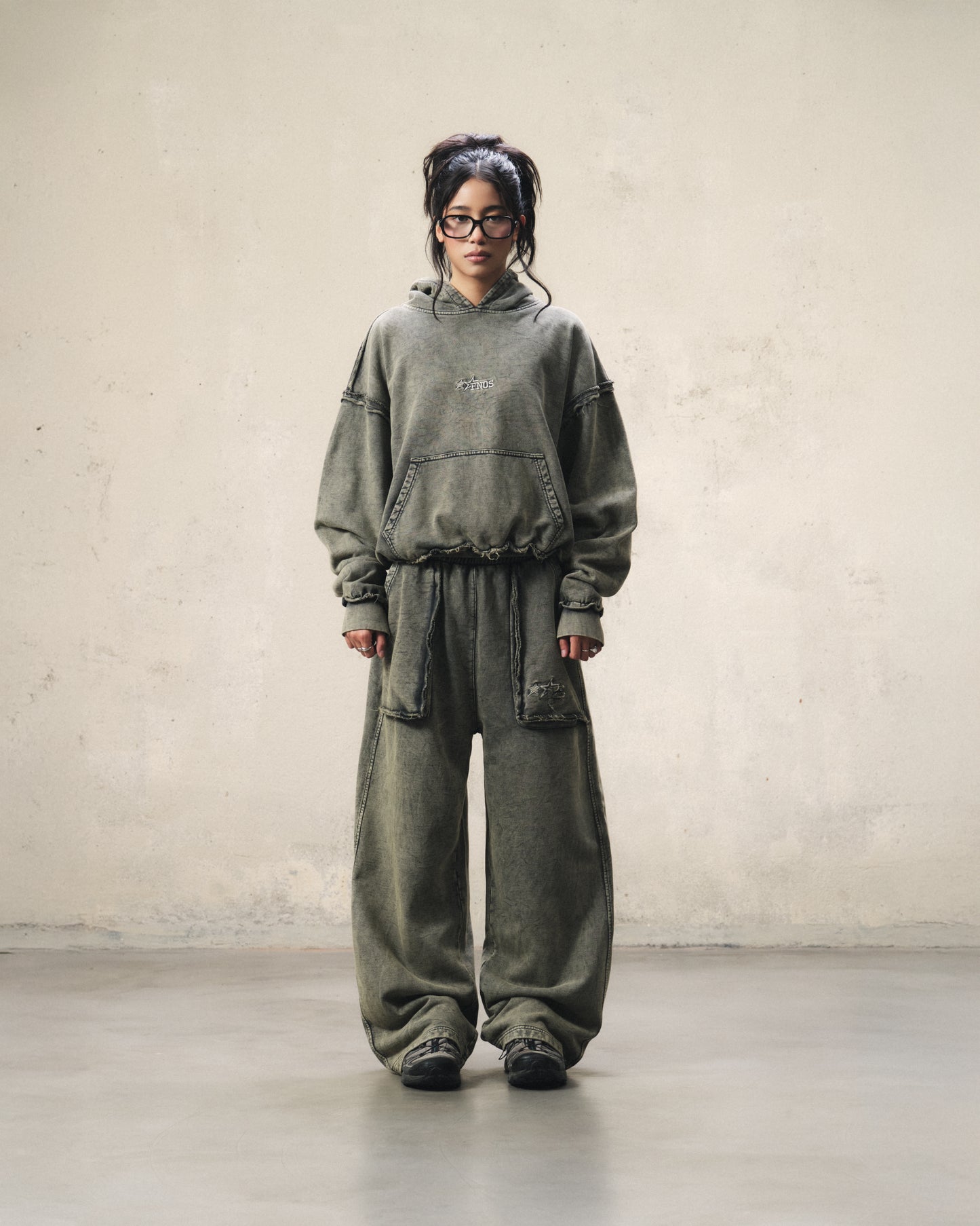 HDW2 - FNOS RÉVOLTE WASHED HOODIE - WASHED OLIVE