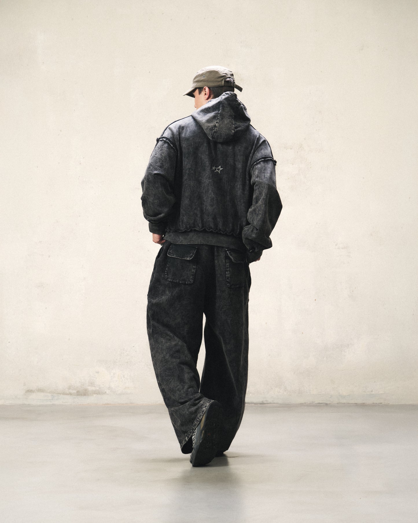 FNOS RÉVOLTE WASHED HOODIE - WASHED BLACK