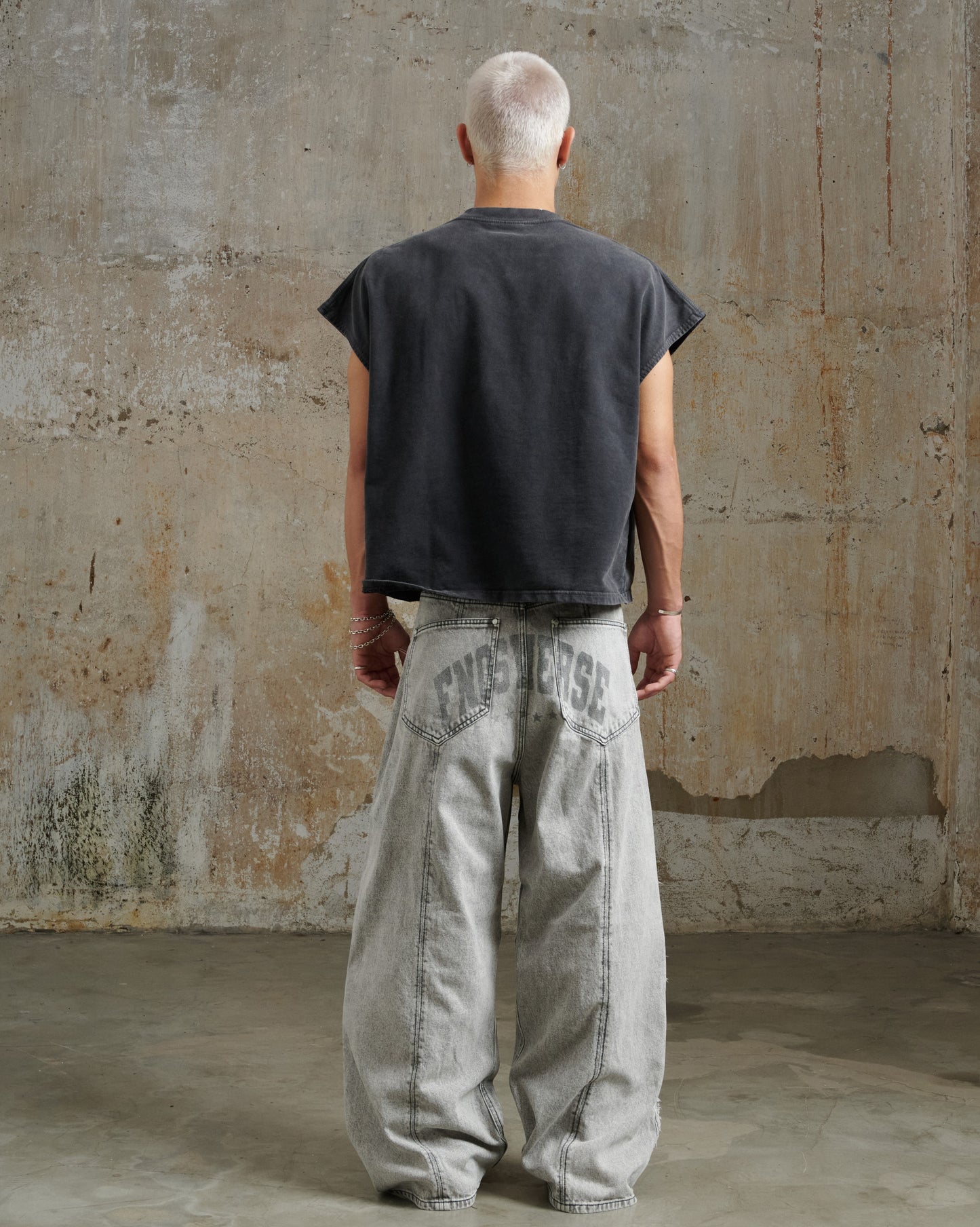 ERG19 - FNOSVERSE JEANS WASH - GRAY