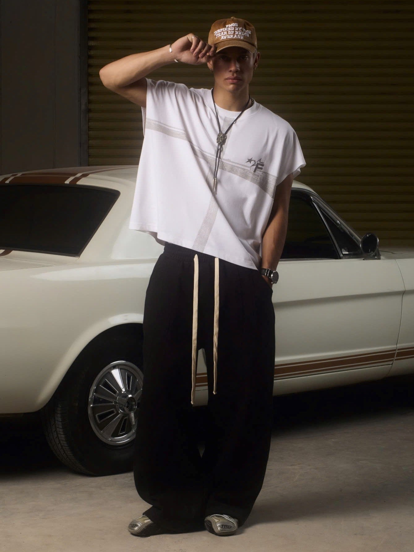 JGN6 - "BALANCE" SWEAT PANTS - BLACK