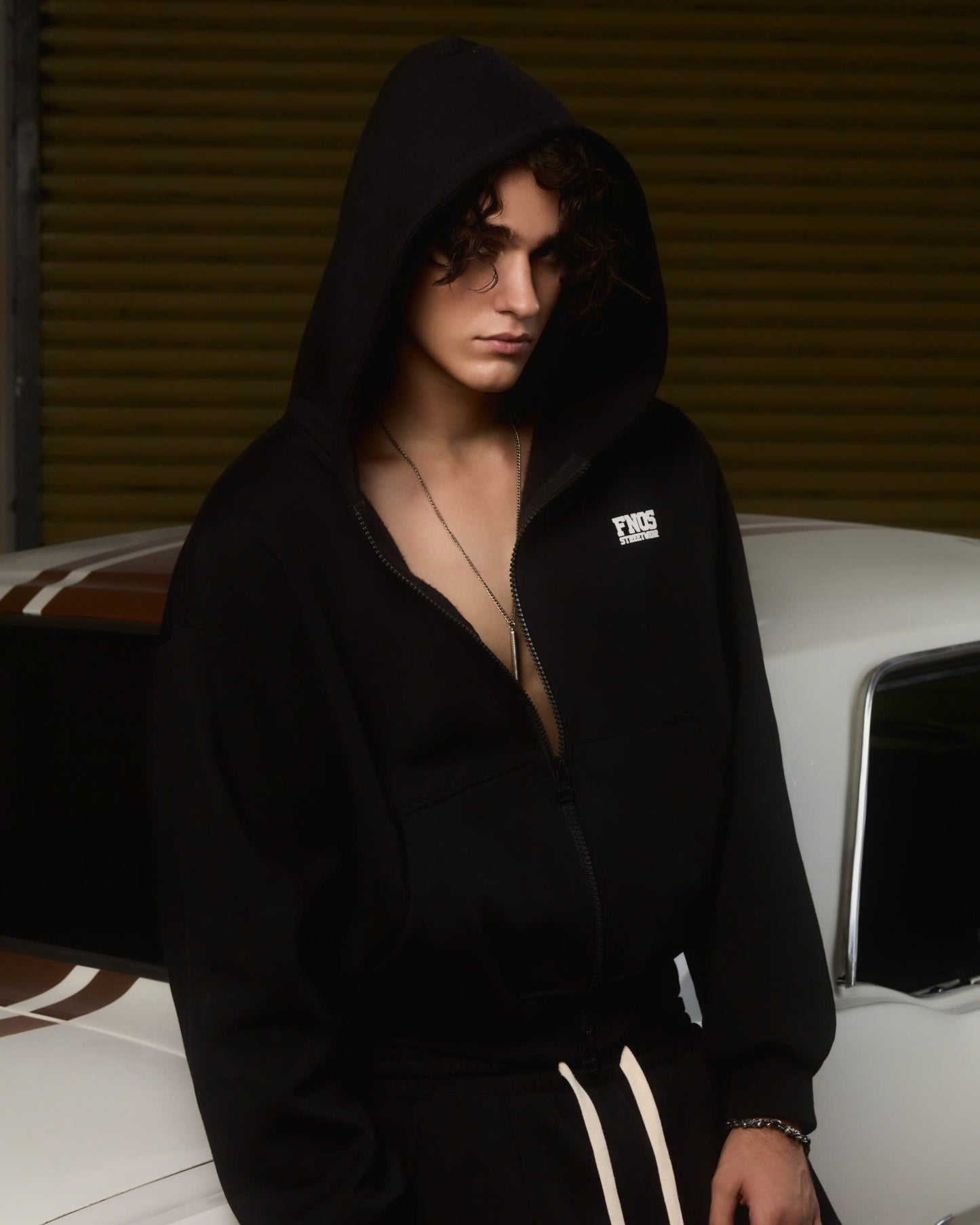 HD11 - BALANCE NUMBER DOUBLE ZIP HOODIE - BLACK