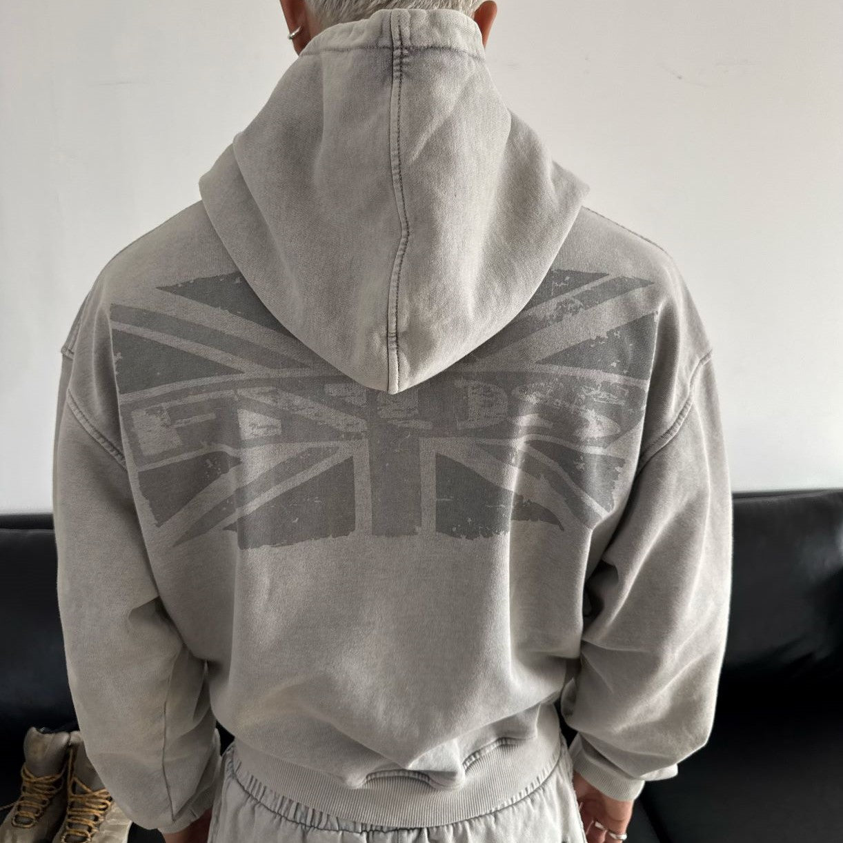HDW4 - "FNOS" WASHED FLAG PRINTED HOODIE - GREY