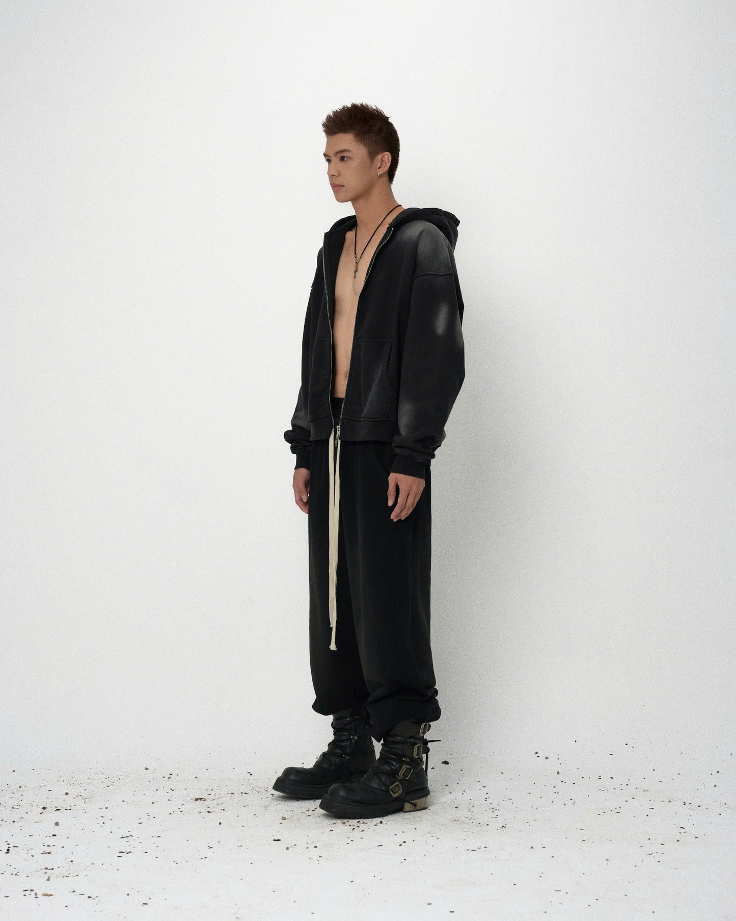 JGW1 - 'INTROVERSE' WASHED PANTS - BLACK